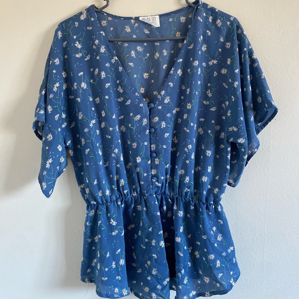 Floral print blouse